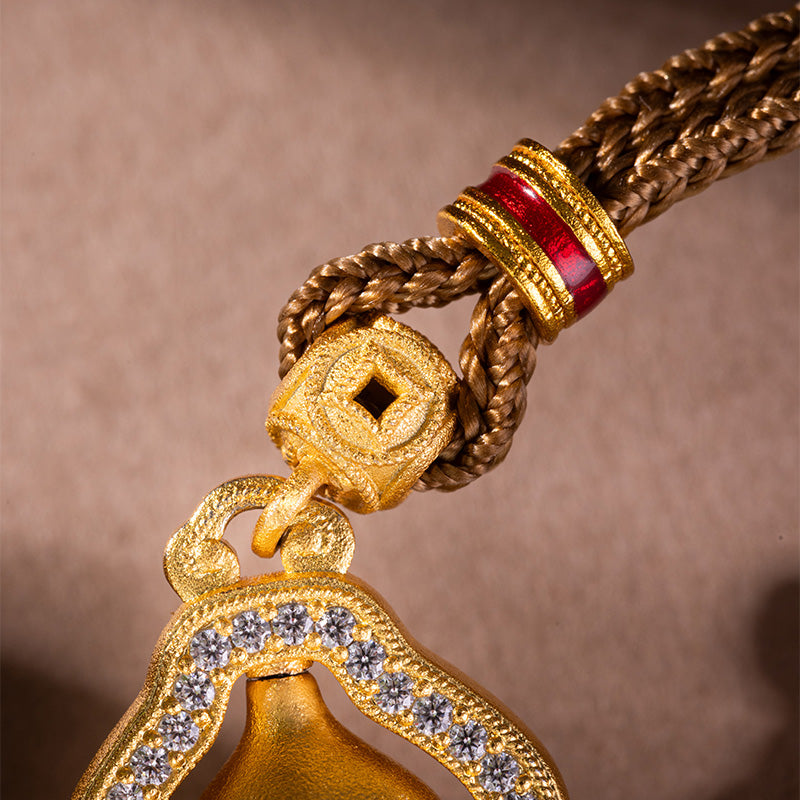Glowing Gourd Necklace